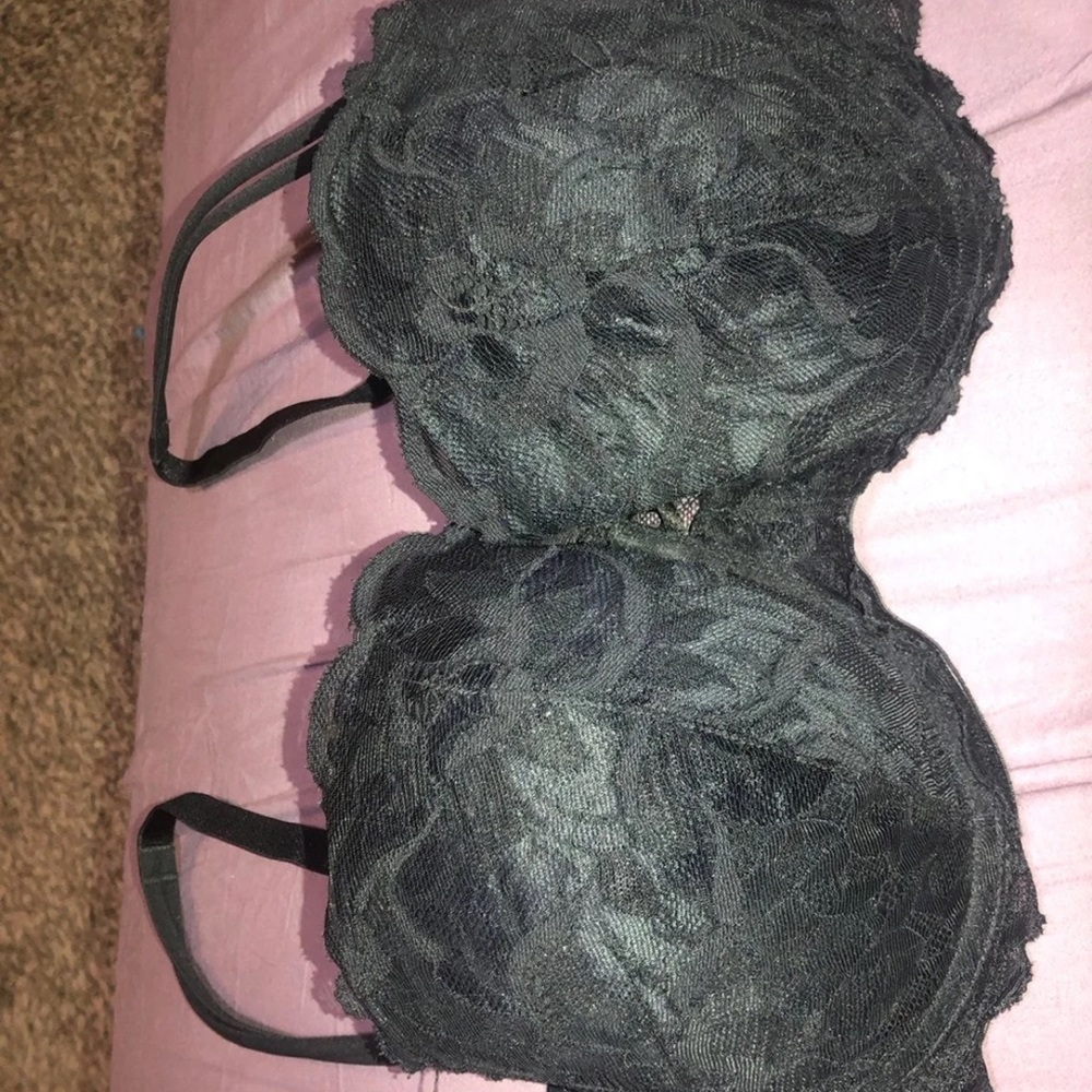 Victoria’s Secret strapless 38D